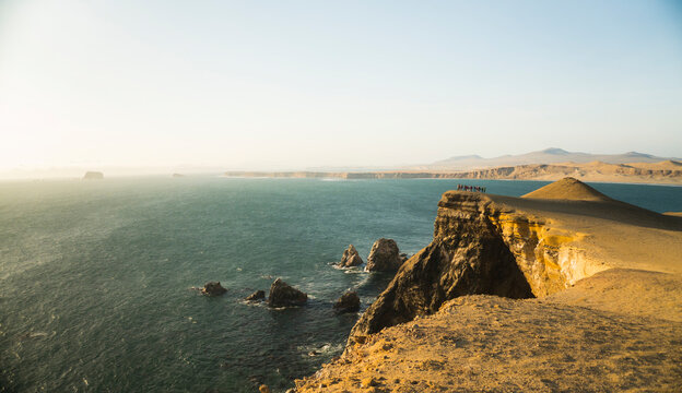 Deserto de Paracas no Oceano pacifico