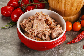 Canned tuna fish for salad
