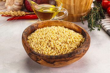 Italian raw dry pasta risoni