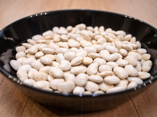White beans are a source of high-quality vegetable protein and fiber. It is a storehouse of vitamins and minerals. It goes well with soups, stews, but also as a side dish to meals.