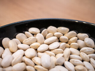 White beans are a source of high-quality vegetable protein and fiber. It is a storehouse of vitamins and minerals. It goes well with soups, stews, but also as a side dish to meals.