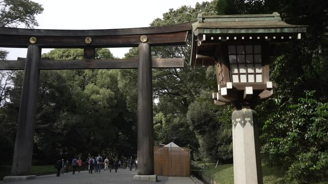 View of entrance torii gate to the Meiji Jingu Shinto Shrine, Yoyogikamizonocho, Shibuya City, Tokyo, Honshu, Japan