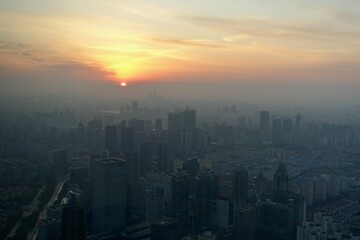 Fototapeta premium 上海の街並み 日の出