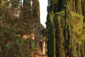 la chiesa di san Pietro in Lucone a Polpenazze del Garda
