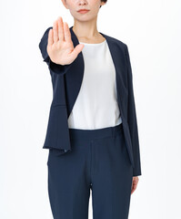 警告をする女性