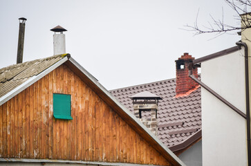 The houses in the township are made of mahogany with exhaust pipes made of alluminum and red bricks.