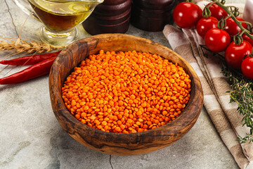 Raw red lentil for cooking