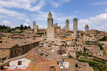 Obraz premium Drone photo of the town of San Gimignano in Tuscany of Italy.
