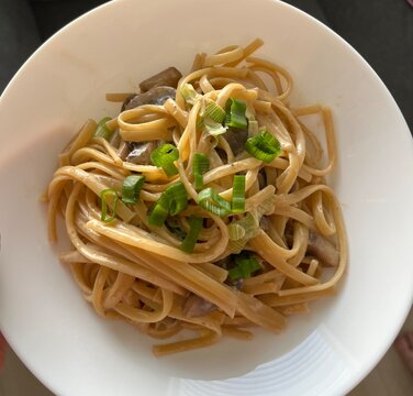 spaghetti with mushrooms
