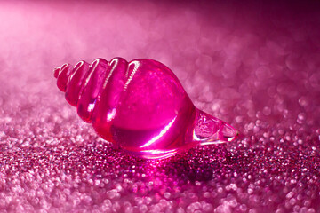 Seashell bead selective focus