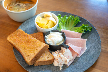 ヘルシーな朝食