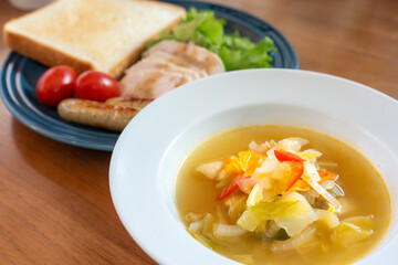 おいしい朝食のスープ