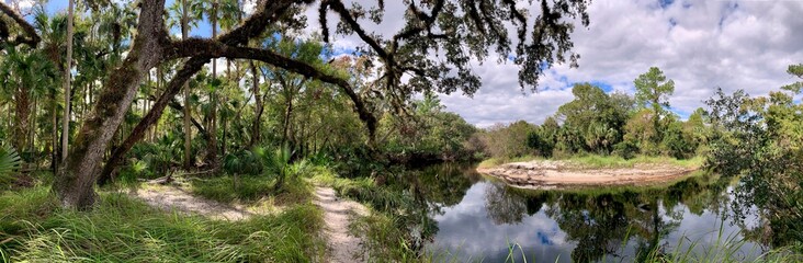 Hiking and biking trail along the Econlockhatchee River in Little Big Econ State Forest in Orlando in central Florida