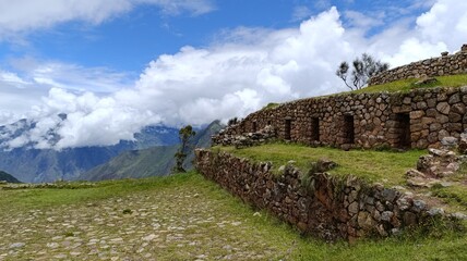 paisaje del complejo arqueológico sondor ubicado en andahuaylas camino a la laguna pacucha © CarlosArturo