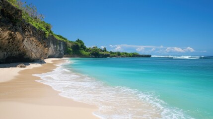 Obraz premium Explore a serene tropical beach with golden sands, crystal-clear turquoise waters, and lush green cliffs under a bright blue sky, perfect for relaxation.