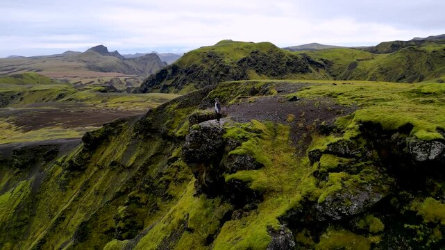 Icelandic Valley at Pakgil in Autumn - Drone 4K