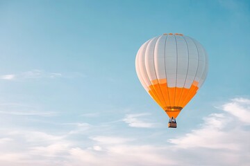 Fototapeta premium hot air balloon drifts serenely across vast cloud-filled sky its hues vibrant against gentle backdrop
