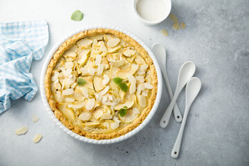Apple pie with custard and almond