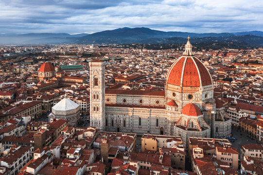 Aerial view of cathedral at sunset, Florence, Italy