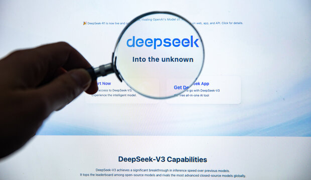 man holding a magnifying glass on deepseek