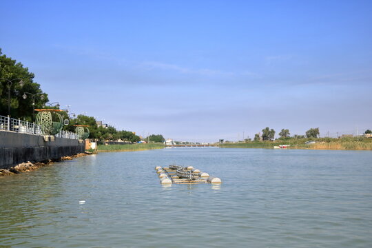 the Tigris river at the Euphrates and Tigris confluence, Shatt al-Arab, Al-Qurna, Basra, Iraq
