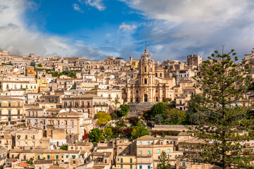Naklejka premium Modica, Sicily, Italy with the Cathedral of San Giorgio