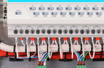 Electronic modules controlled via the KNX data bus are installed in the electrical panel.