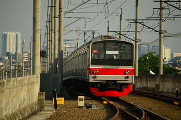 A stopped train waiting for passengers