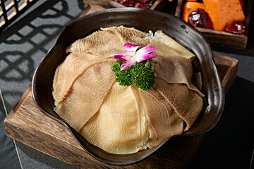 Chongqing hotpot ingredients fresh and tender large slices of tripe