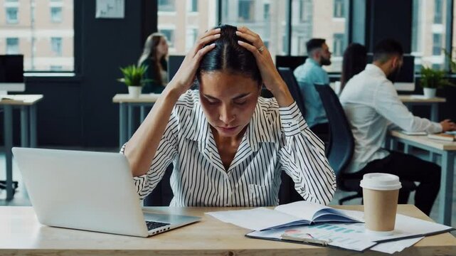 El agotamiento profesional: Cuando la oficina se vuelve abrumadora