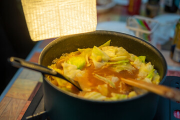 豚肉とキャベツの味噌鍋_アウトドア