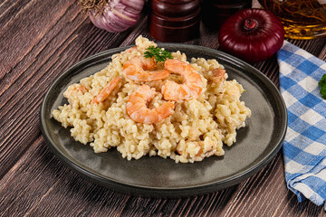 Gourmet risotto with prawn and cheese
