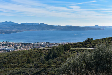 Un Canadair dans la baie de La Ciotat.
