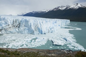 Glacial ice from the Perito Moreno Glacier calving into the lake of Lago Argentino, Santa Cruz region, Patagonia, Argentina, South America, America, South America