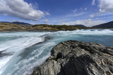 Rapids of the Rio Baker, between Puerto Guadal and Cochrane, Región de Aysén, Patagonia, Chile, South America
