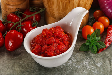 Fresh tomato puree pasta sauce