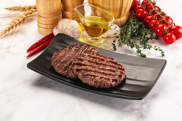 Grilled beef cutlet for burger
