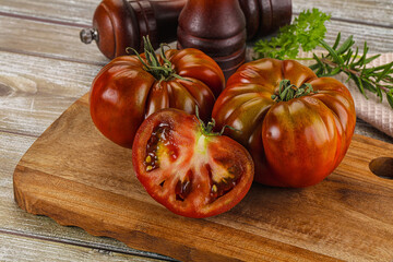 Organic juicy ripe red tomatoes