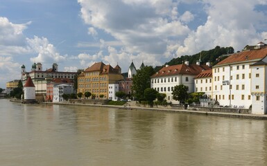Fototapeta premium Jesuit church St. Michael and Schaiblingsturm on the quay of the Inn, River Inn, Old Town, Passau, Lower Bavaria, Bavaria, Germany, Europe