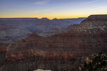 Gorge of the Grand Canyon at sunrise, view from Rim Walk, eroded rock landscape, South Rim, Grand Canyon National Park, Arizona, USA, North America