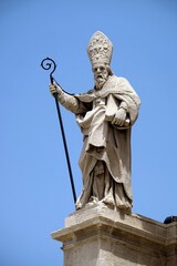 Obraz premium Statue of Bishop San Marziano, Saint Martianus, Cathedral of Santa Maria delle Colonne, Province of Syracuse, Sicily, Italy, Europe