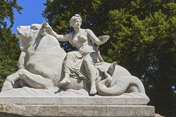 Allegory of the blessing and healing power of water, Wittelsbacher Bunnen by Adolf von Hildebrand,...
