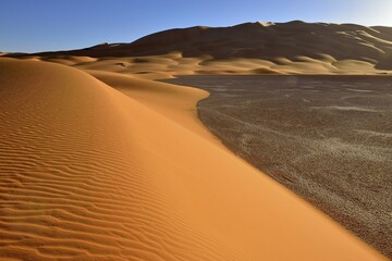 Sand dunes of In Djerane, Tadrart, Tassili n'Ajjer National Park, UNESCO World Heritage Site, Sahara desert, Algeria, Africa