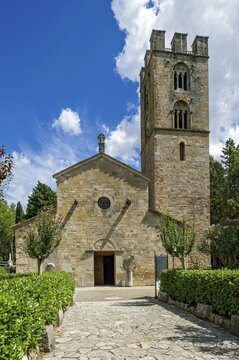 Pilgrimage church, Chiesa Santa Maria del Canneto, pilgrimage site, Santuario Madonna di Canneto, Roccavivara, Molise, Italy, Europe