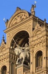 Equestrian statue of Abodriten prince Niklot I, Schwerin castle in the evening light, Schwerin, Mecklenburg-Vorpommern, Germany, Europe