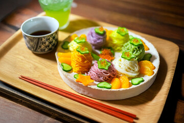 七夕の七色そうめん