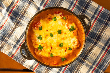 アウトドアでマカロニチーズ camping gratin (macaroni and cheese)