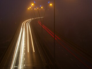 Ulica nocą we mgle © Janusz