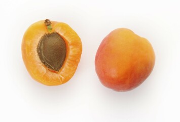 Apricots with stone (Prunus armeniaca)