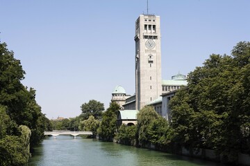 Fototapeta premium Deutsches Museum (German Museum), Isar river, Munich, Bavaria, Germany, Europe
